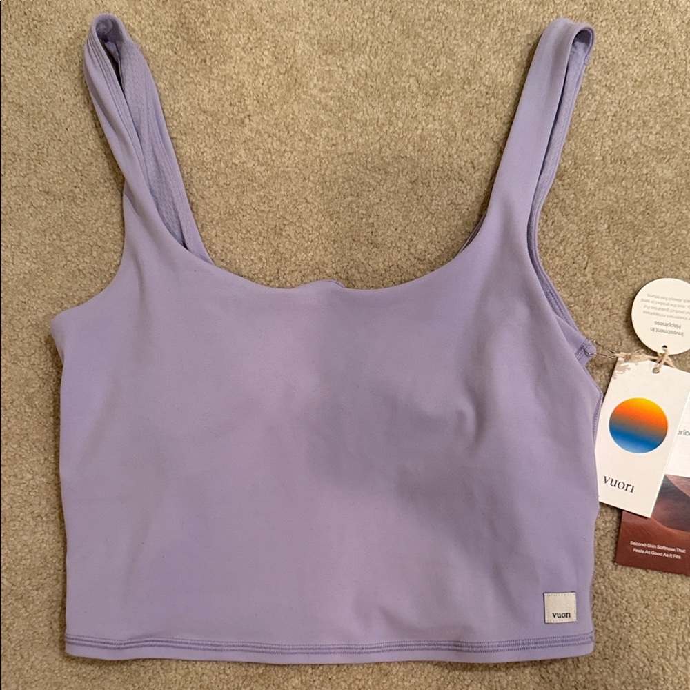 Vuori daily crop tank top